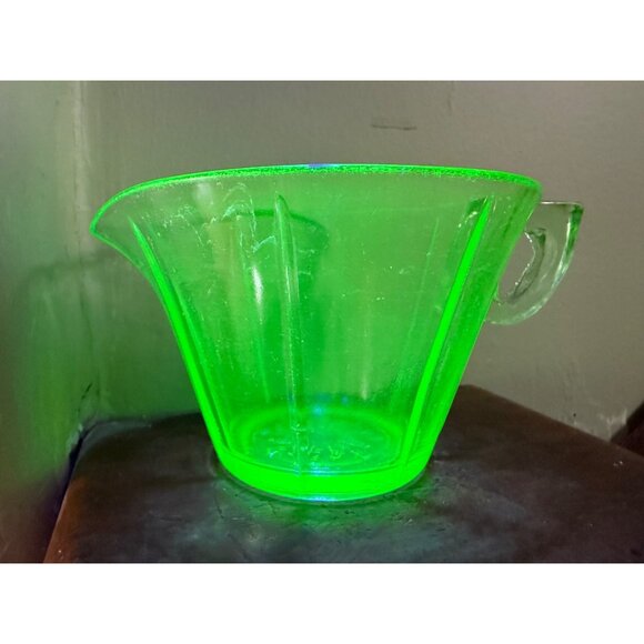Vintage 30's Green Optic Uranium Glass Creamer Pitcher - Picture 1 of 9